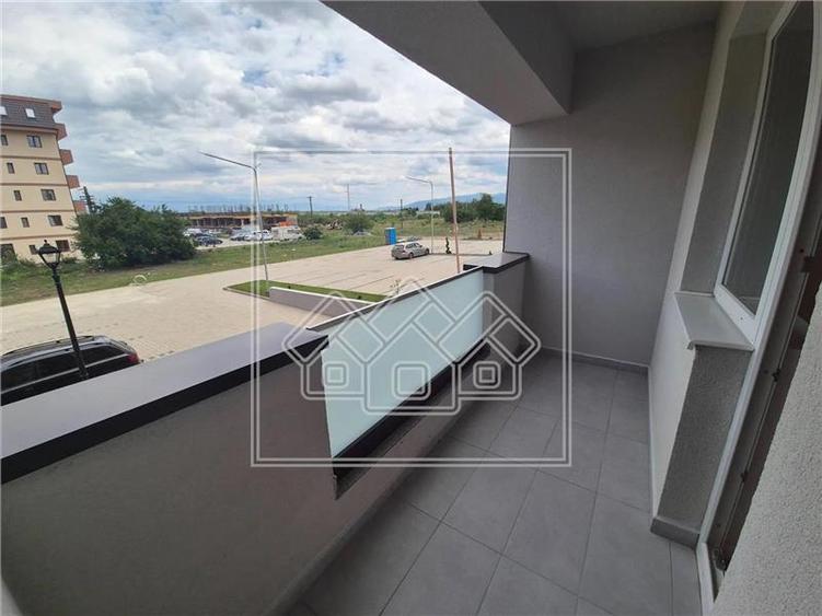 Ap. decomandat, 2 camere, 2 balcoane, bloc nou, lift