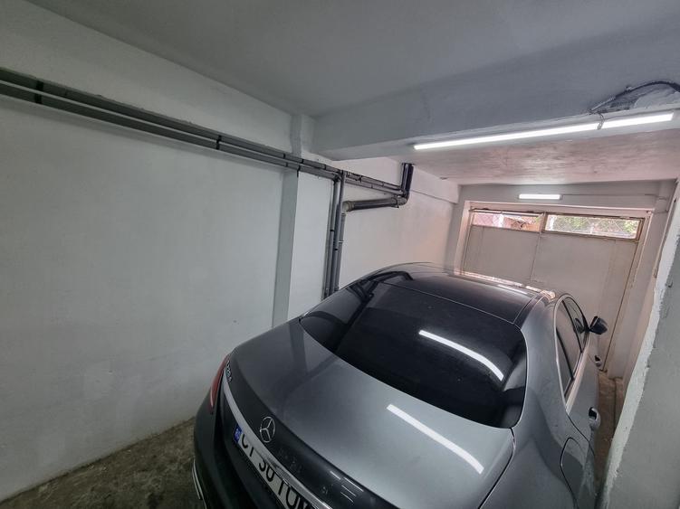 Delfinariu- apartament 3 camere in vila