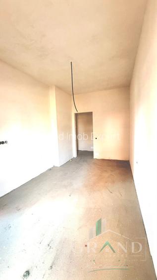 Oportunitate ! Apartament 4 Camere | Semifinisat | Logie 10 MP | Floresti - 7
