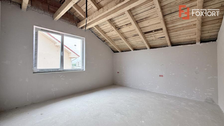 Comision 0% Duplex de vAnzare 4 camere cu toate utilitatile Mosnita