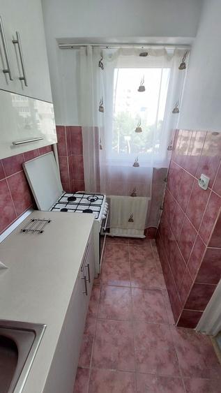 Basarabia,Bd. Chisinau, 3/10, renovata,15 min mers metrou,Mega Mall