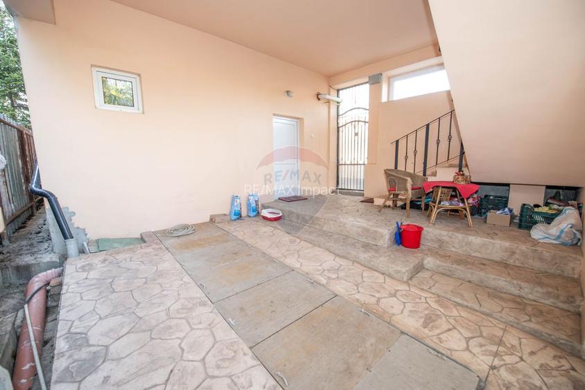Casa cu 4 camere de vanzare, 157 mp utili,  Calarasi - 12