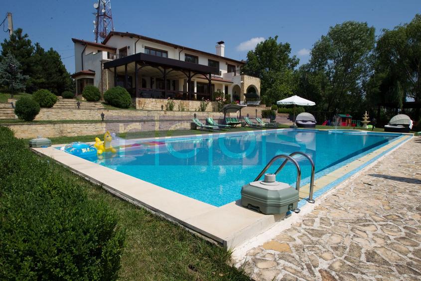 SNAGOV | VILA DE LUX CU 90M DESCHIDERE LA LAC | POZITIE EXCEPTIONALA
