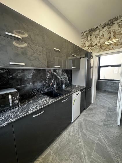 Tineretului | 3 camere decomandat | Renovat integral 2026 | 2 băi