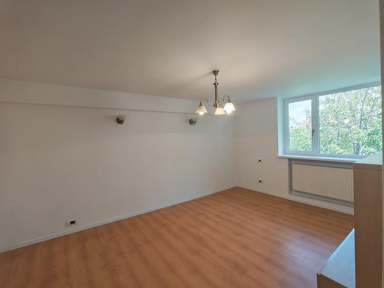 Apartament 3 camere decomandate Razboieni