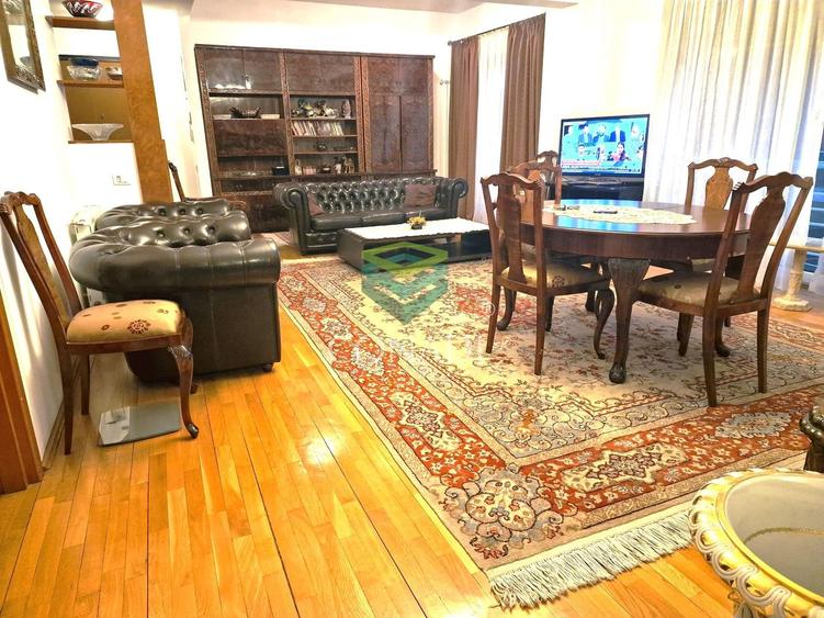 Romana, apartament cu 2 camere de inchiriat,  birouri, 84 mp utili