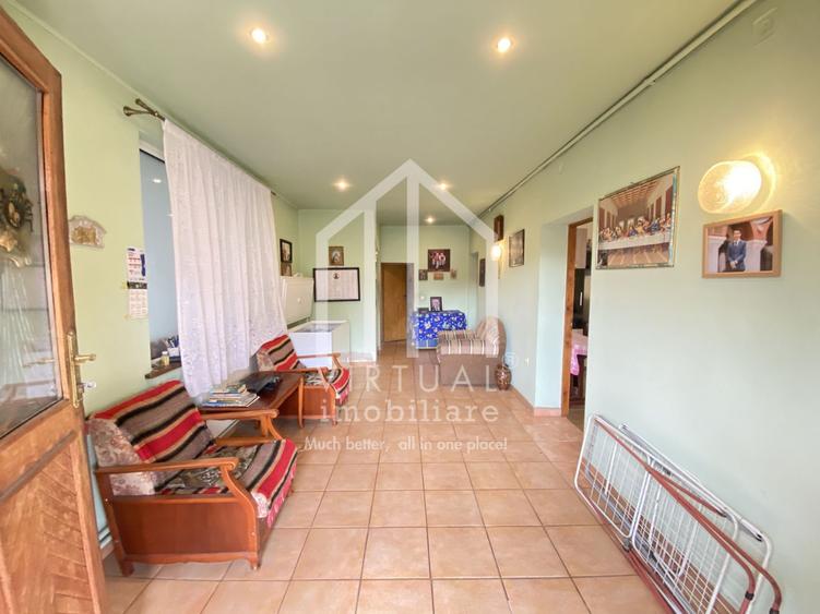 Casa de vanzare in Sibiu, 240 mp utili + 2 garaje, zona Sura Mare