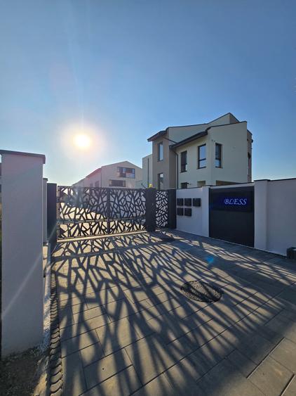 Casa de vanzare | 175mp | Duplex | Otopeni central | 700m fata de DN1