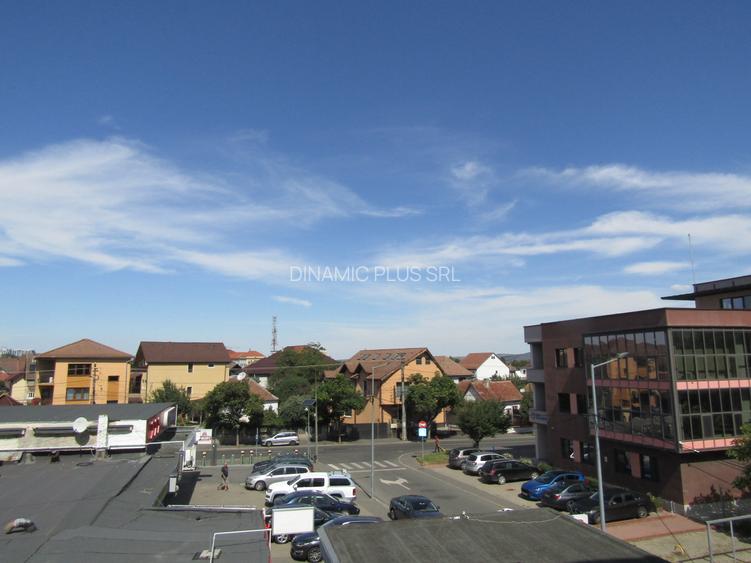 De închiriat apartament 2 camere + living | Sibiu, zona Cedonia, str. Roșiorilor - 33