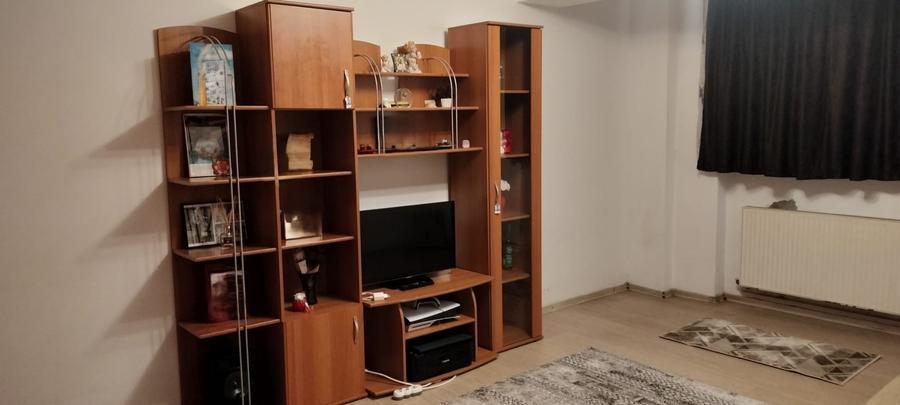 Apartament 2 camere in bloc vila zona Centrul Civic