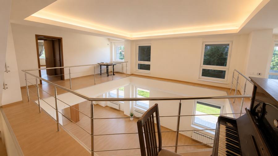 Vilă premium 10 camere cu piscină și teren de 1.300 mp zona Pipera