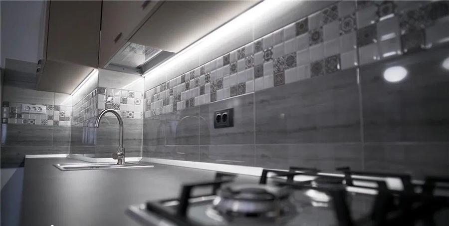 Apartament 3 camere, DECOMANDAT, zona Centru-Palas Mall