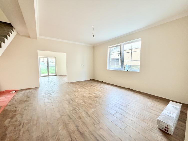 Duplex premium cu 5 camere si 3 bai - Zid dublu - Mosnita