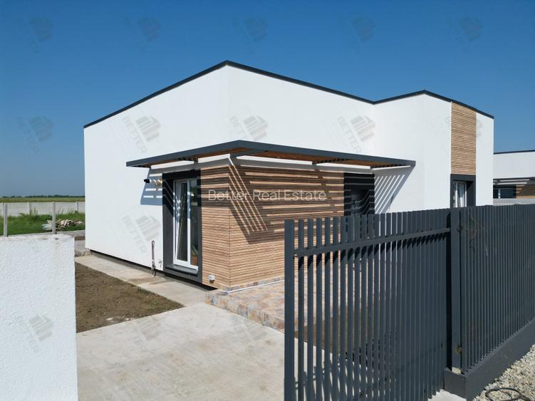 Casa In Stil Mediteranean - 4 Camere - Teren - 310 mp - Comuna Berceni - 4