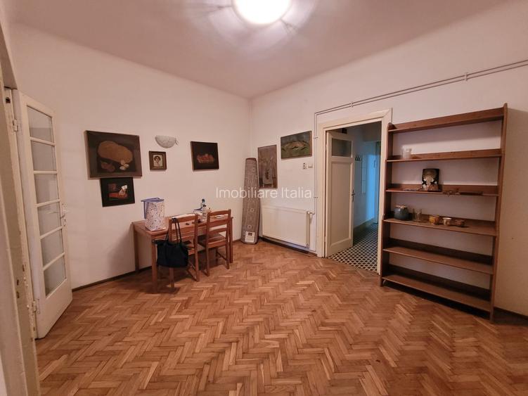Apartament 3 camere- B-dul Al. Ioan Cuza, ideal  locuinta sau birou - 4