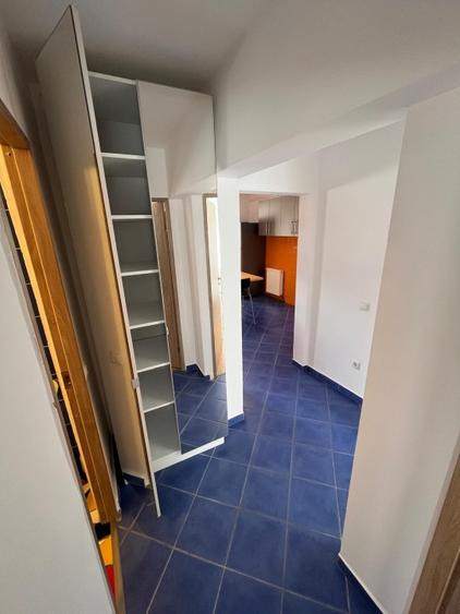 INCHIRIEZ APARTAMENT 4 CAMERE
