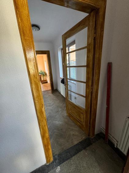 Vanzare Casa 3 Camere - Zona Ana Ipatescu, Langa Penitenciar