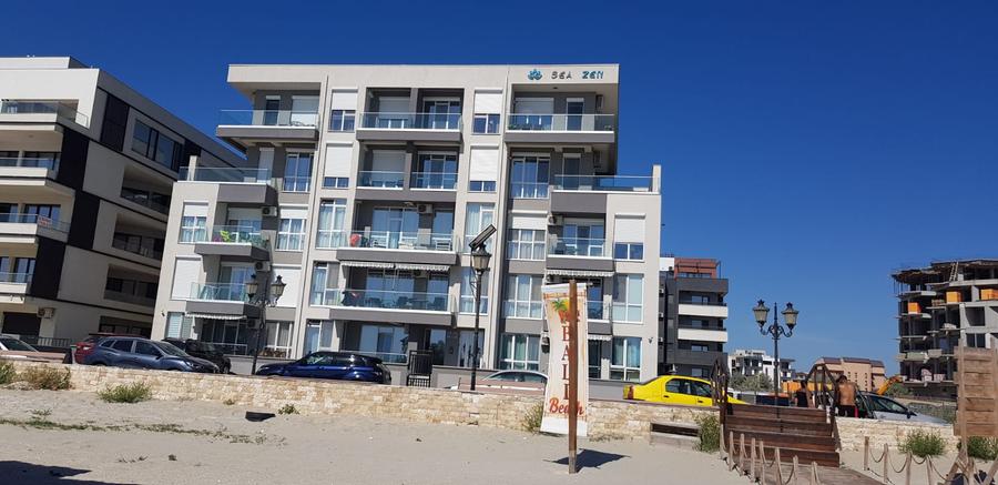 Apartament  Frontal  Mamaia Nord Promenada  2  Camere Mobilat Utilat Termen Lung