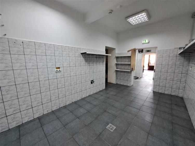 RECO spatiu comercial Ultracentral