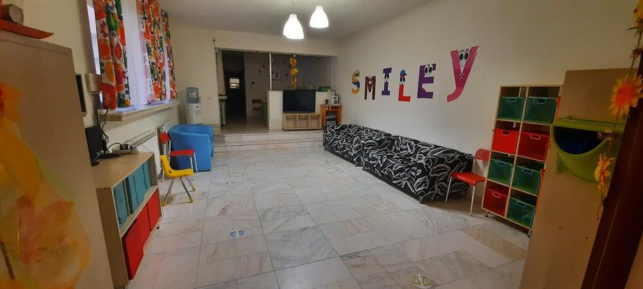 Vila de inchiriat 7 camere cu finisaje semi-lux, Piata Victoriei