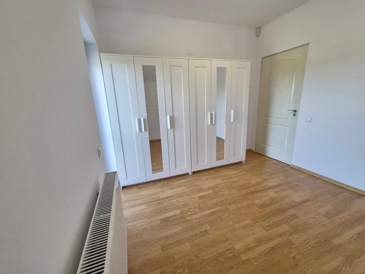 Inchiriere Vila individuala 4 Camere cu Gradina si Garaj