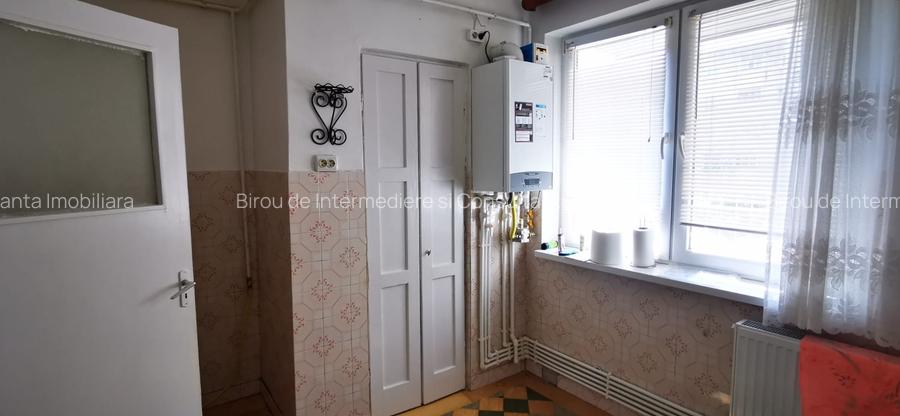 🙋Tomis II🔸2 Camere semiDecomandate 50m²  Centrala pe Gaze Necesita Renovare - 8