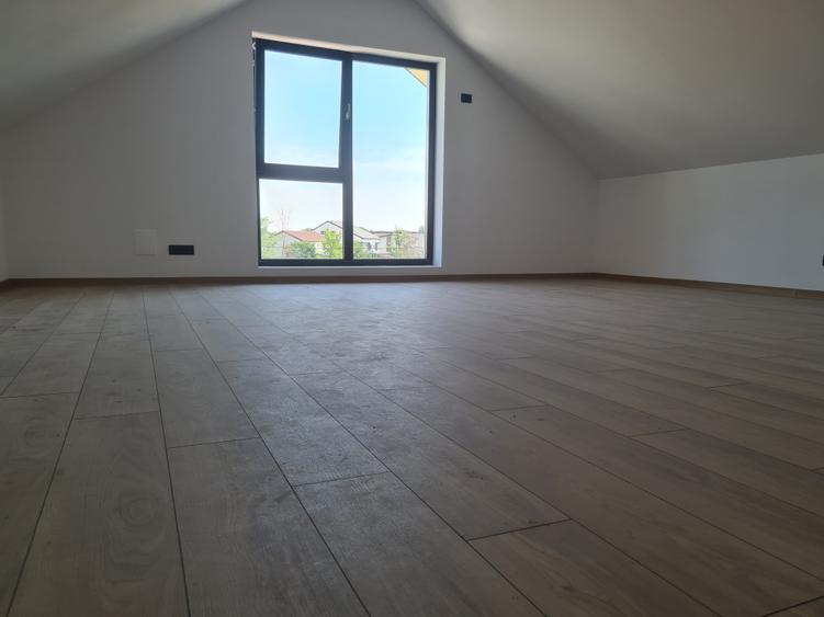 Otopeni -Casa P+1+M, 4 camere. Mansarda spectaculoasa.Ultimele 2!