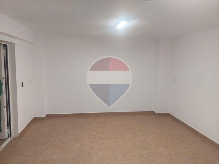 Spațiu comercial de 84mp de închiriat
