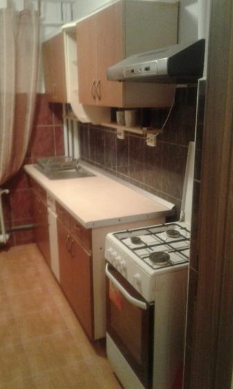 Persoana fizica, inchiriez apartament 2 camere decomandate, Tudor Vladimirescu