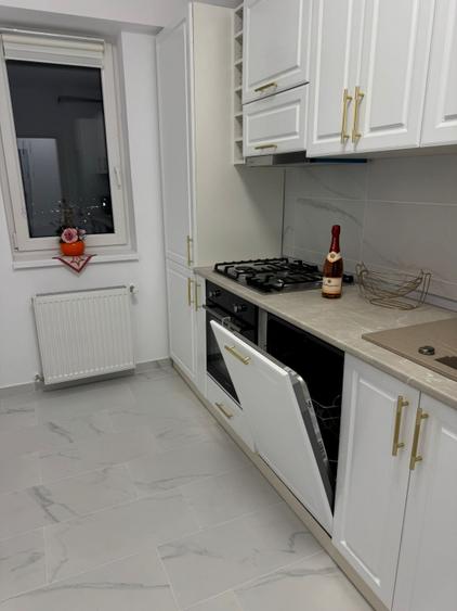 Apartament superb cu 2 camere de închiriat – Unirea Towers, Podu Roș