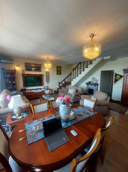 Apartament -5 camere -decomandat-Zona Fundeni