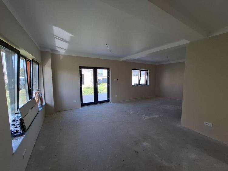 Casa P+1E+pod 105mp teren 435mp predare la cheie Cumpana