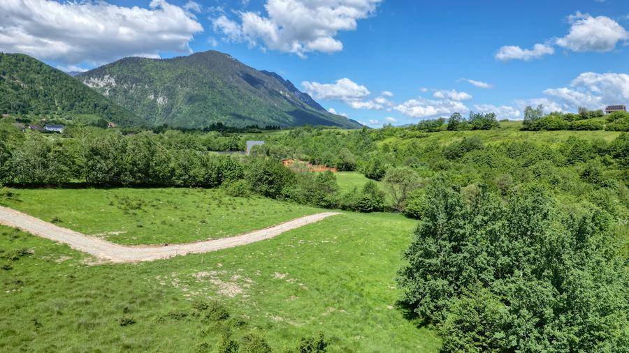 Teren intravilan 500 mp sau 1000 mp în Bran –Tohanita incepand cu 17500 euro