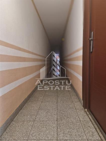 Pensiune 22 de camere si afacere la cheie cu 0% comision Zona Micalaca