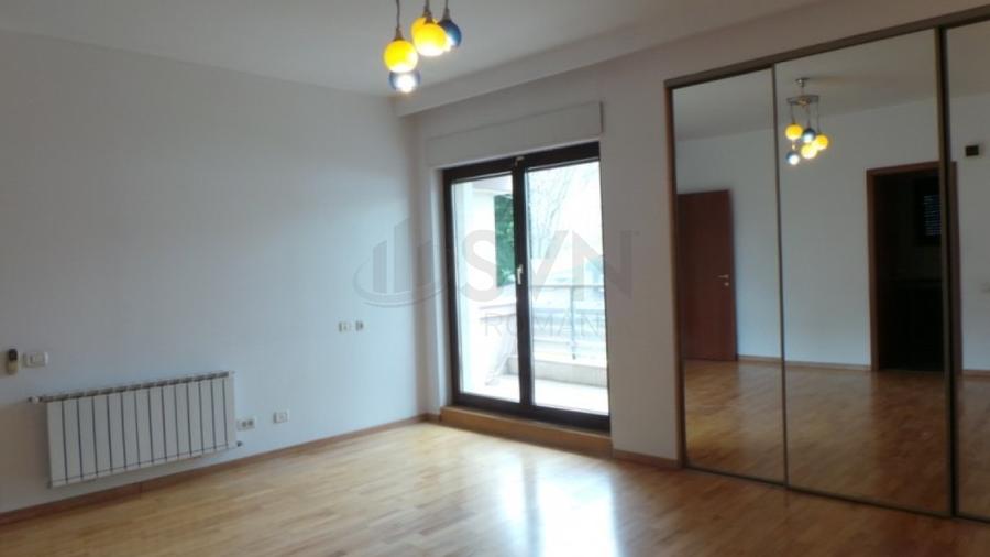 REA0131960 APARTAMENT SPATIOS AVIATORILOR STRADAL