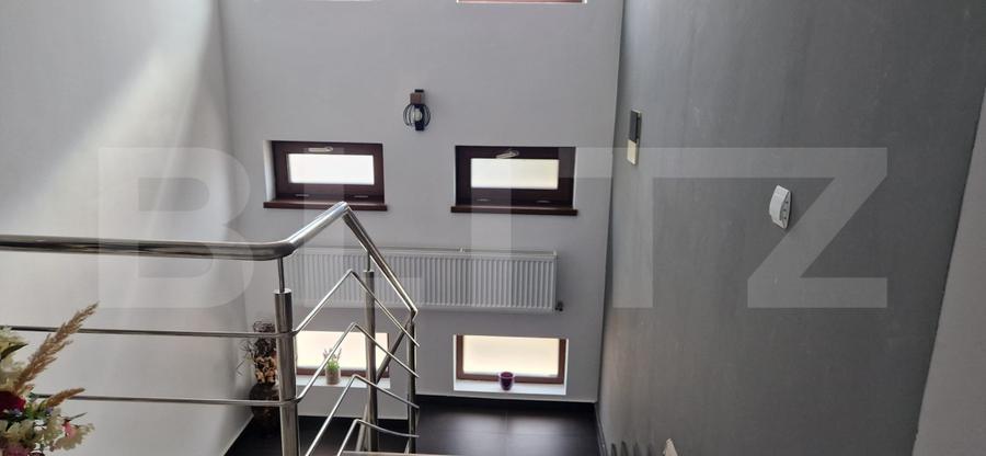 Casa D+P+E, 220 mp, 400 mp teren, zona Bariera Valcii - b-dul Carpenului