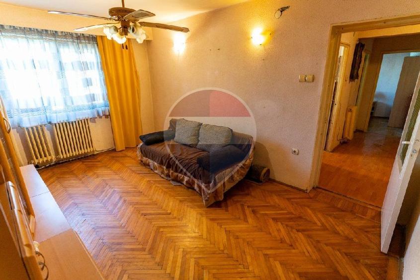 Apartament de vanzare 2 camere,Hunedoara