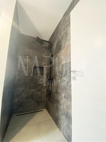 Casa 5 camere de vanzare in Floresti