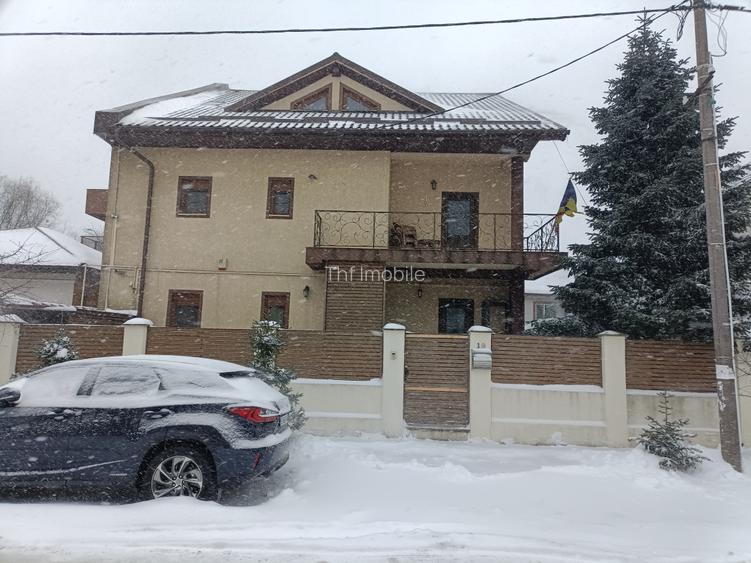 Vilă individuală specială cu curte, calitativă și eficientă economic- Sector 1 - 3