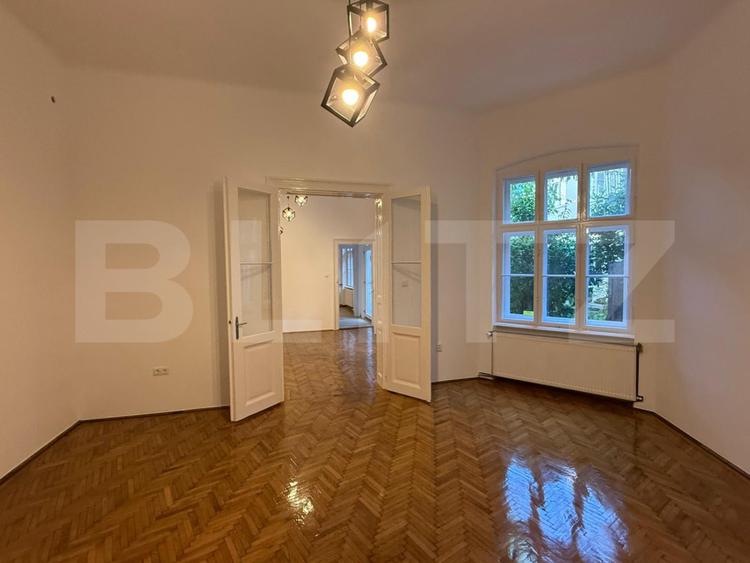 Spațiu pentru Birou sau Cabinet | 75 mp | Ultracentral | Renovat Integral