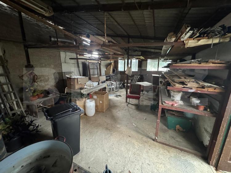Casa de vanzare cu 6 camere, 374 mp, teren 719 mp,  strada Baritiu - 19