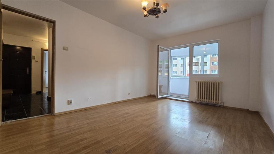 Apartartament 2 camere etaj 3, Racadau