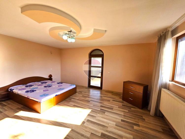 Vilă de vânzare Cândești, Buzău | panouri solare 950 mp teren