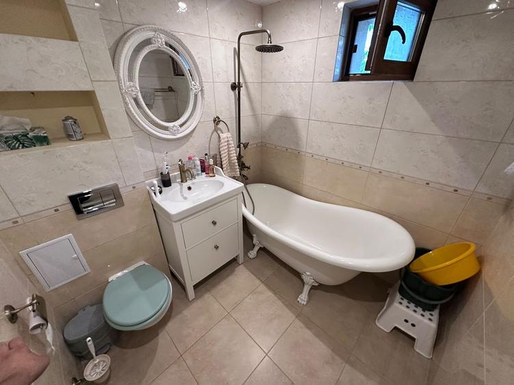3 CAMERE | 70 MP | BABA NOVAC | RENOVAT MODERN | MOBILAT & UTILAT