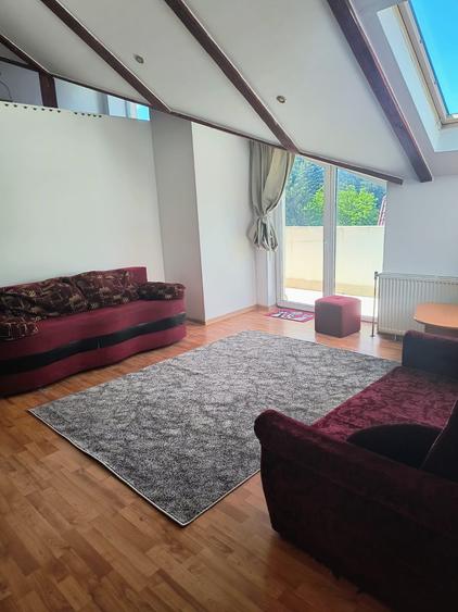 Apartament 3 camere in Manastur  zona Colina