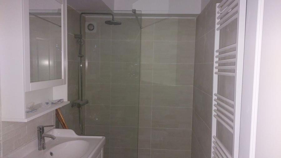 Apartament 2 camere, 46 mp, finisat, totul nou, langa Parcul Central