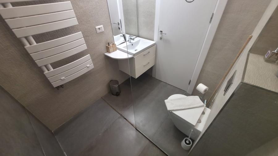 Garsoniera Dristor - Metrou - Ale.Florin Ciungan 17 - Centrala Proprie - Parcare