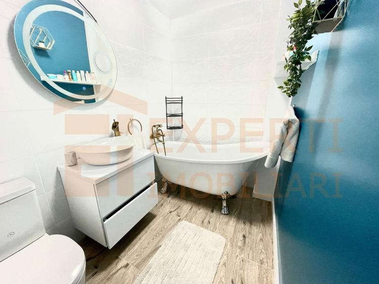 Apartament 2 camere de vânzare în Mamaia Nord, mobilat și utilat complet