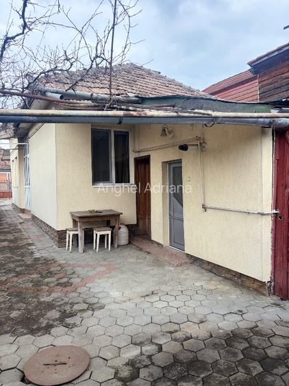 Casă de vânzare în cartier Poiana  - 11