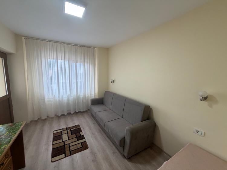 Apartament 3 camere,strada Victoriei